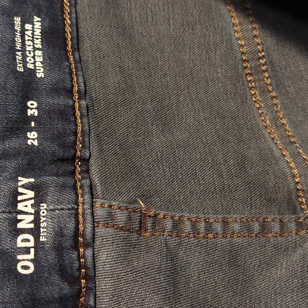 Old Navy Women's Rockstar Jeans Size 26-30